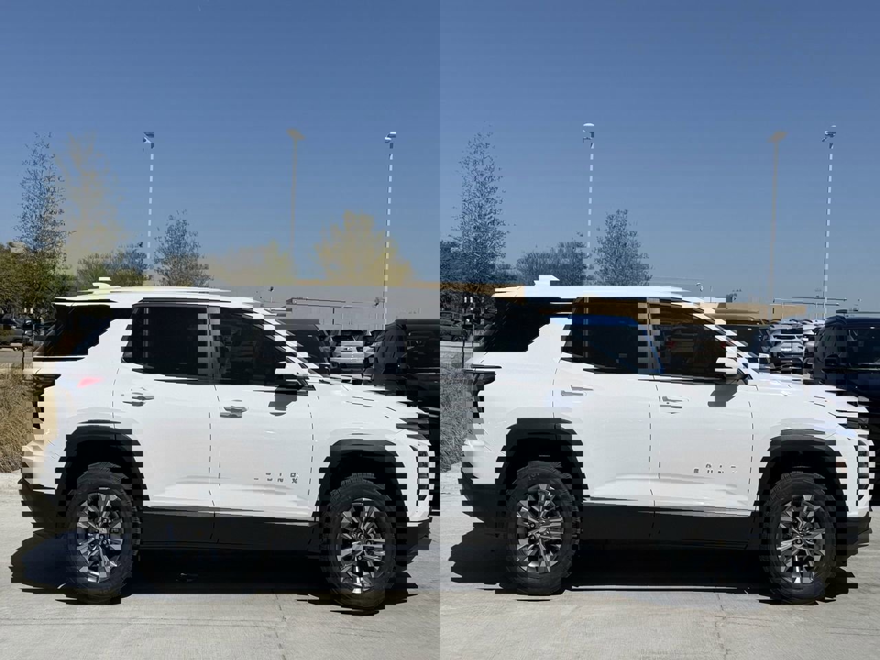 New 2026 Chevrolet Equinox LT image 3