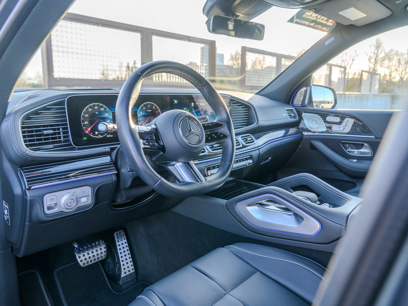 Used 2025 Mercedes-Benz GLS 450 4MATIC image 14