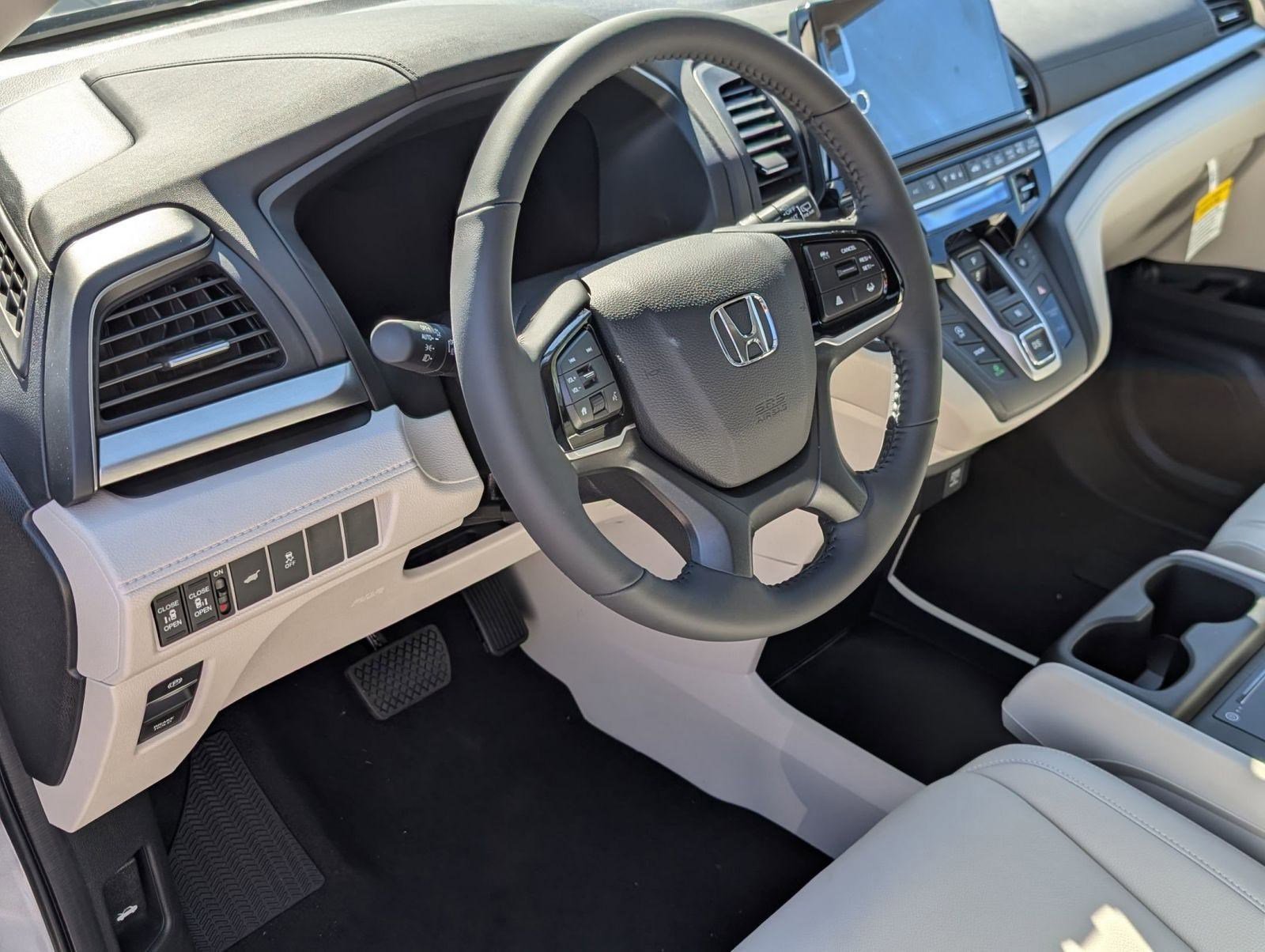 New 2026 Honda Odyssey EX-L image 4