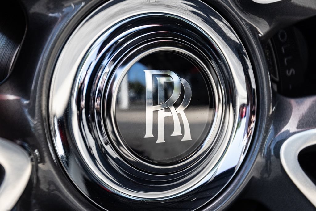 Used 2019 Rolls-Royce Wraith RWD image 9