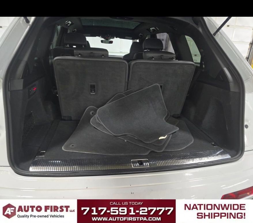 Used 2021 Audi SQ7 Premium Plus w/ Driver Assistance Package image 13