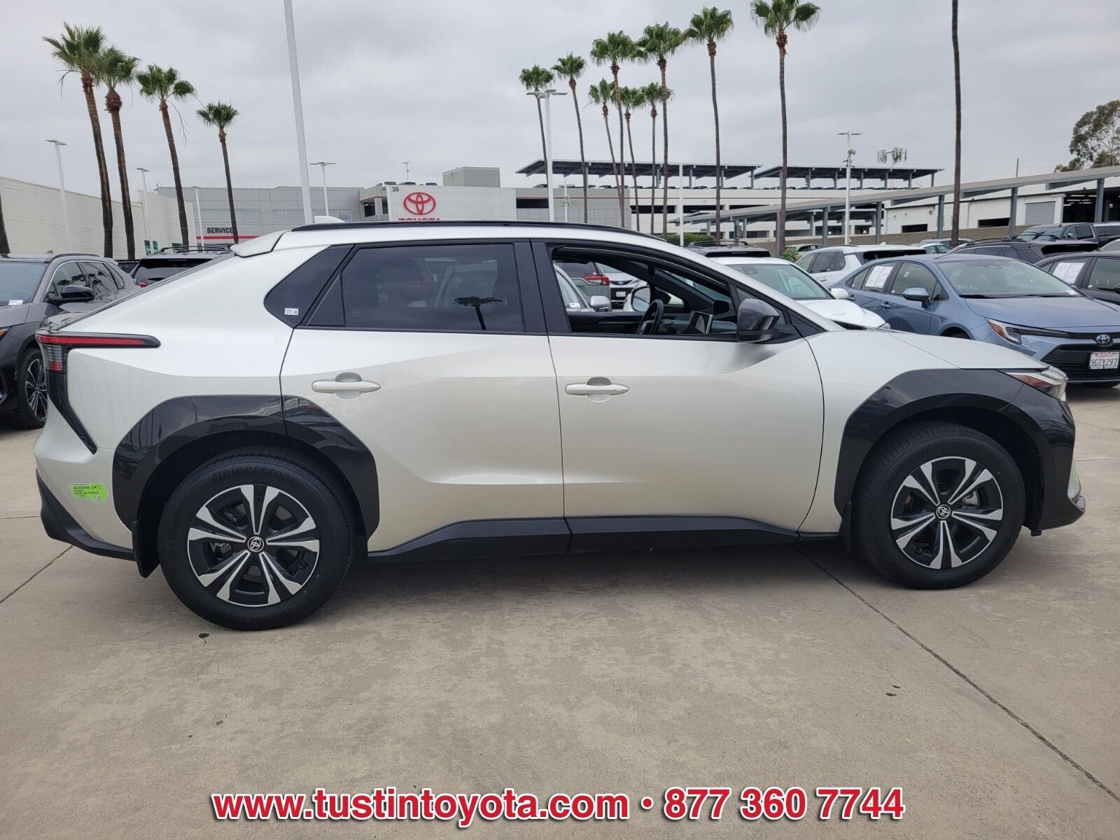 Certified 2023 Toyota bZ4X FWD w/ Weather Package image 3