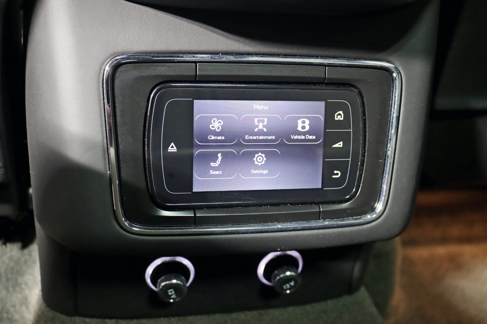 Used 2017 Bentley Bentayga image 30