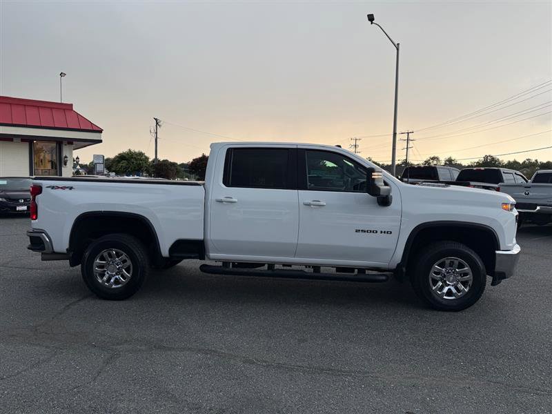 Used 2020 Chevrolet Silverado 2500 LT w/ Convenience Package AWD/4WD image 5