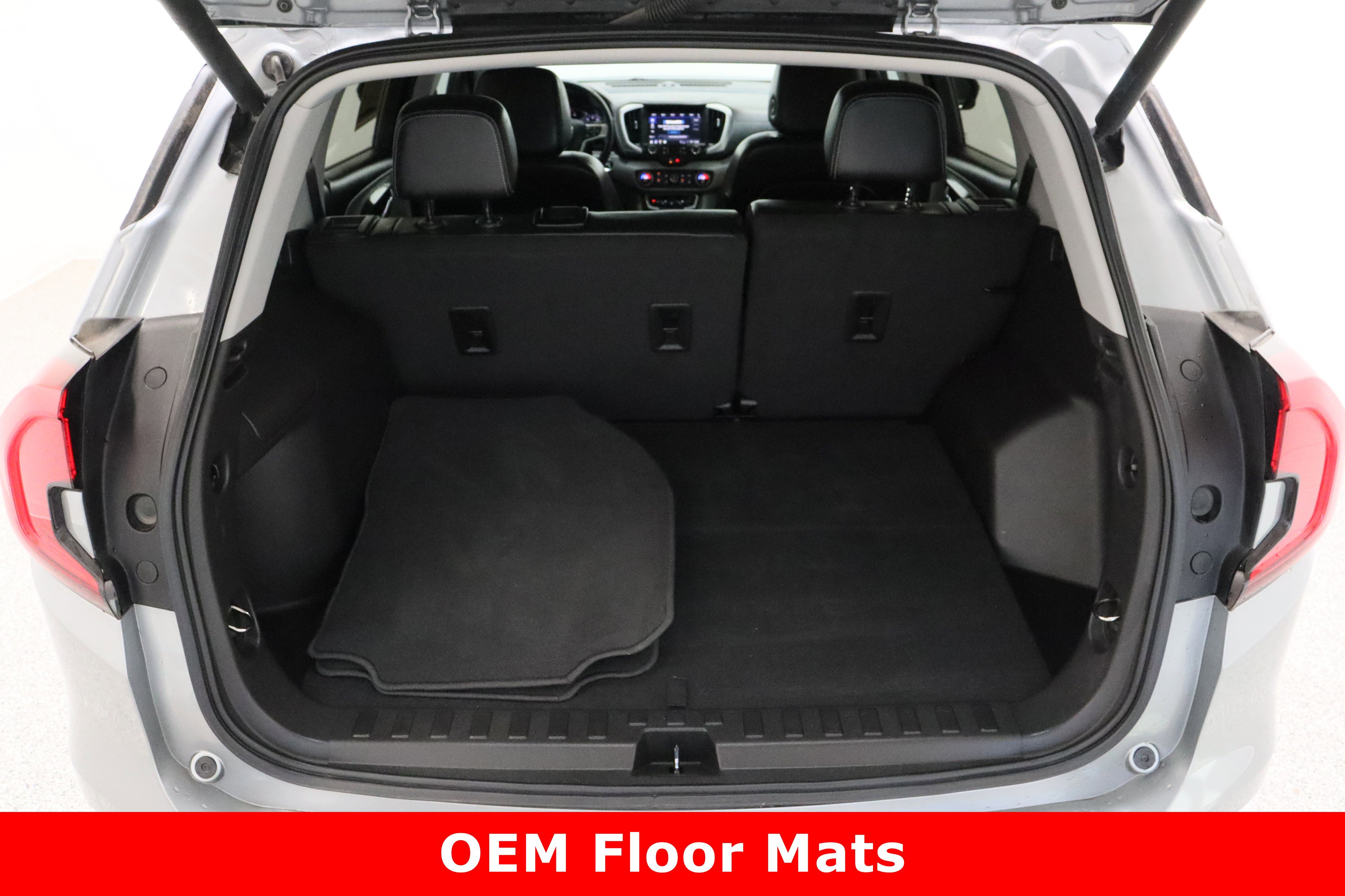 Used 2023 GMC Terrain SLT image 33