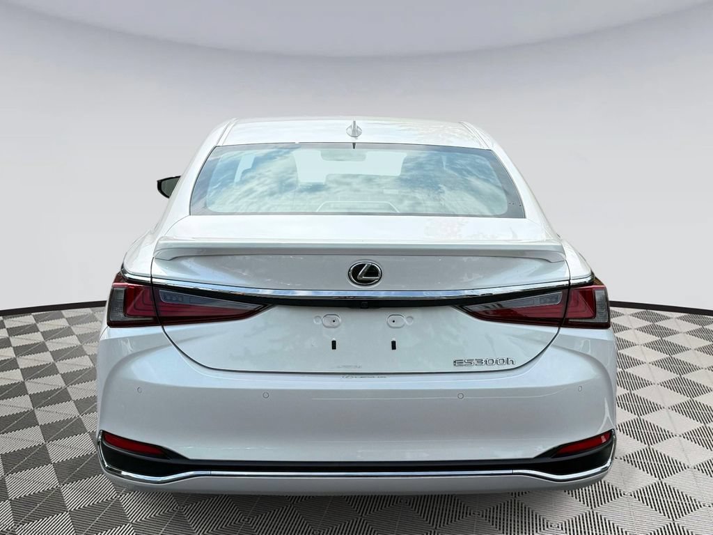 Used 2025 Lexus ES 300h Ultra Luxury w/ Accessory Package (Z2) FWD image 3