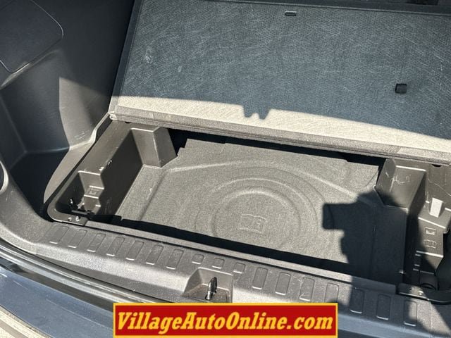 Used 2020 Chevrolet Equinox LT FWD image 32