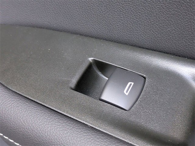 New 2025 Chevrolet Blazer LT image 30