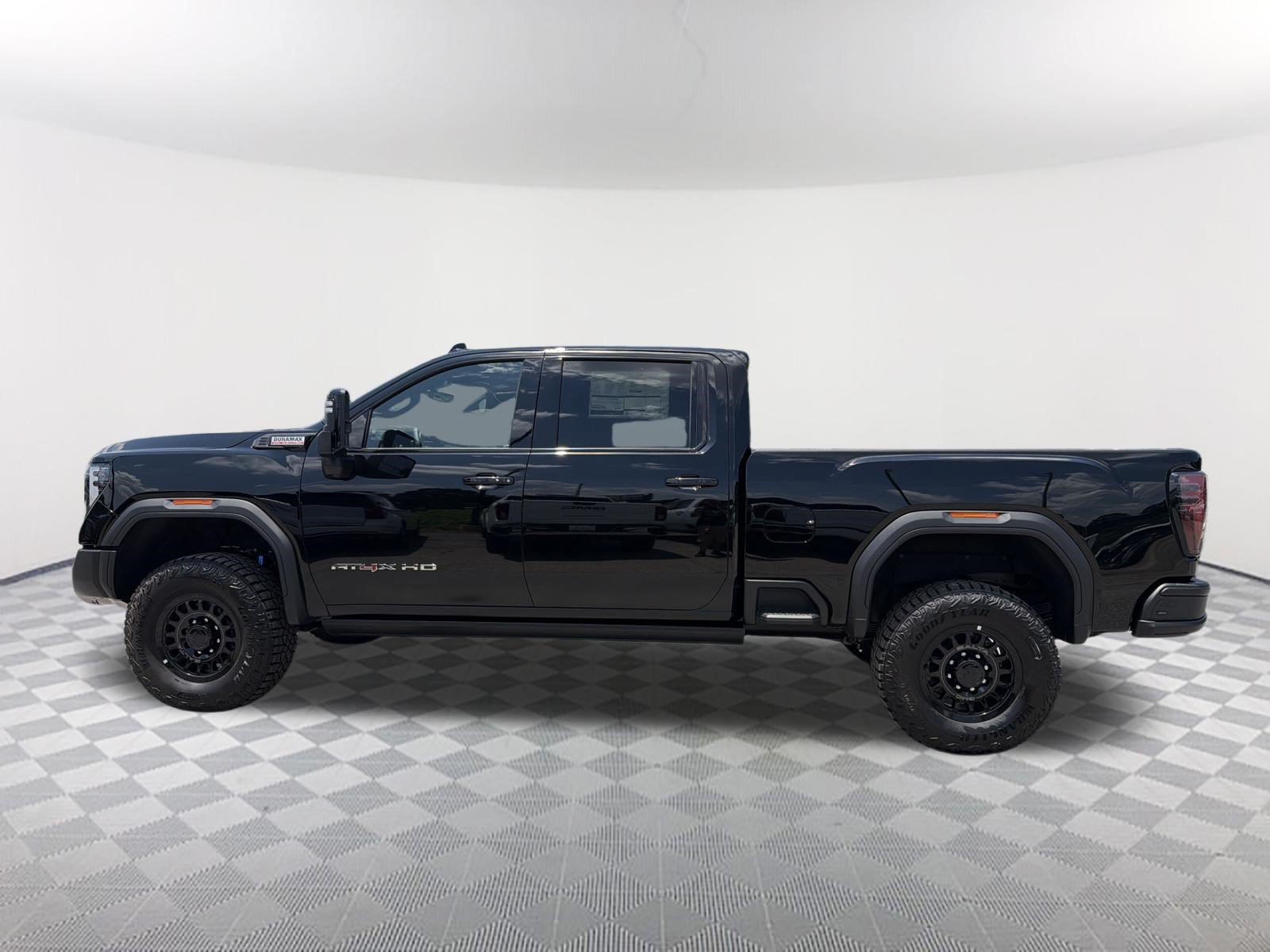 New 2026 GMC Sierra 2500 AT4X w/ AT4X AEV Edition AWD/4WD image 2