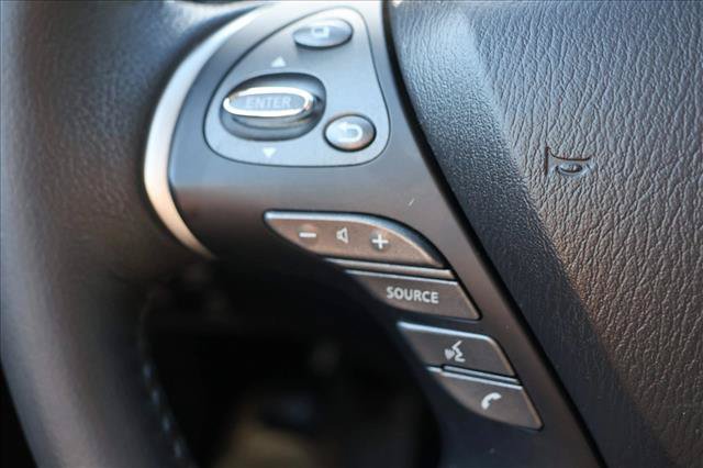 Used 2016 Nissan Pathfinder Platinum AWD/4WD image 14