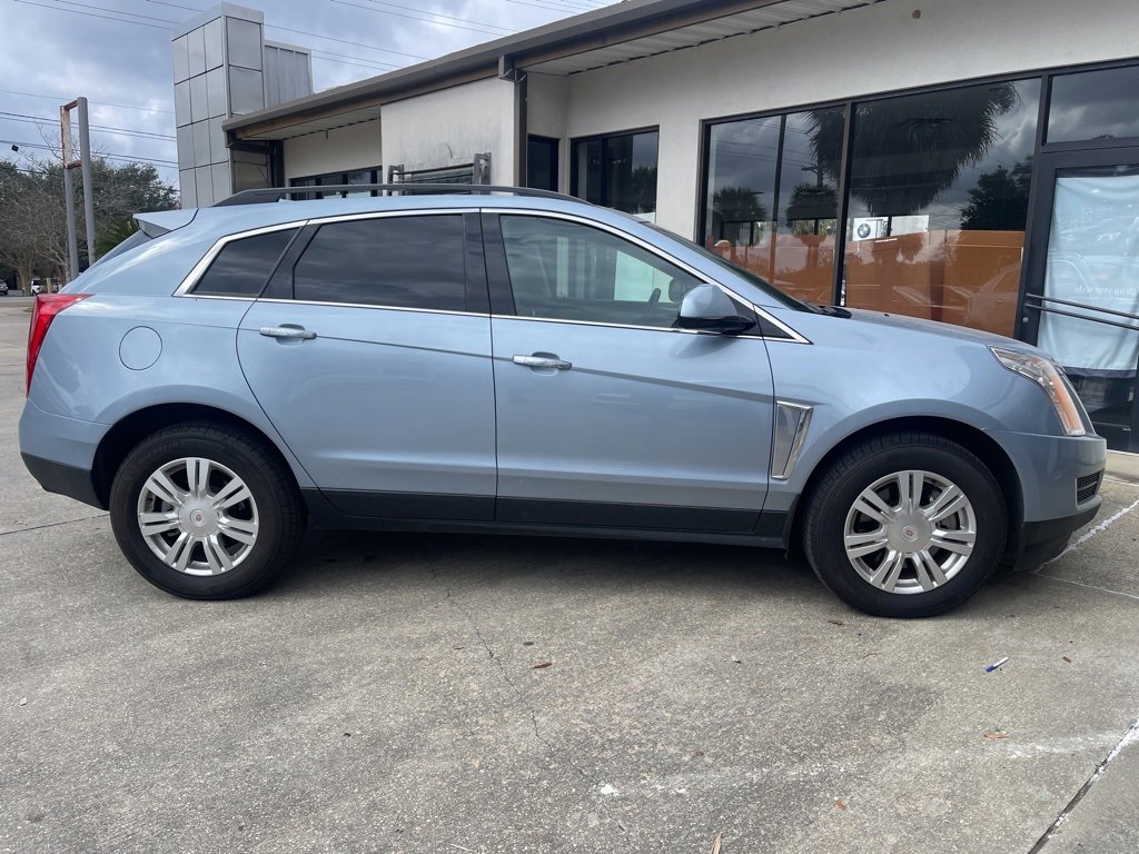 Used 2014 Cadillac SRX FWD image 4