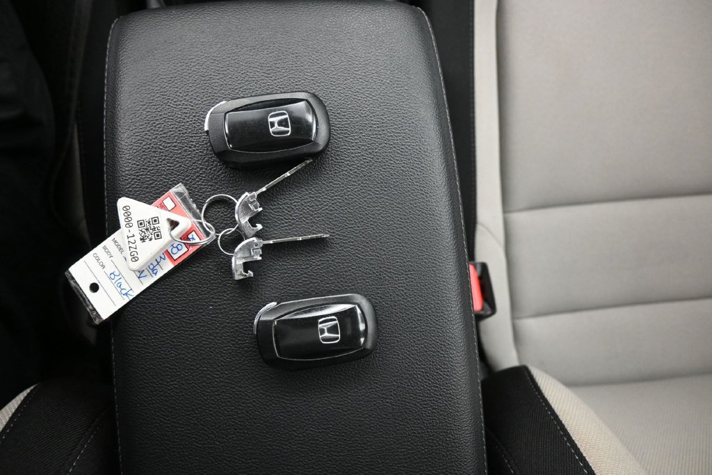 Used 2023 Honda CR-V EX image 26