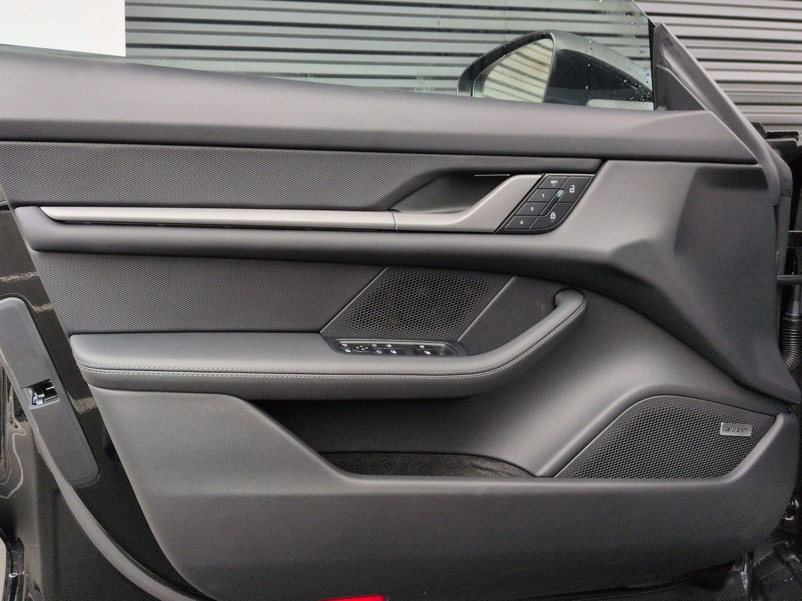 New 2026 Porsche Taycan image 14