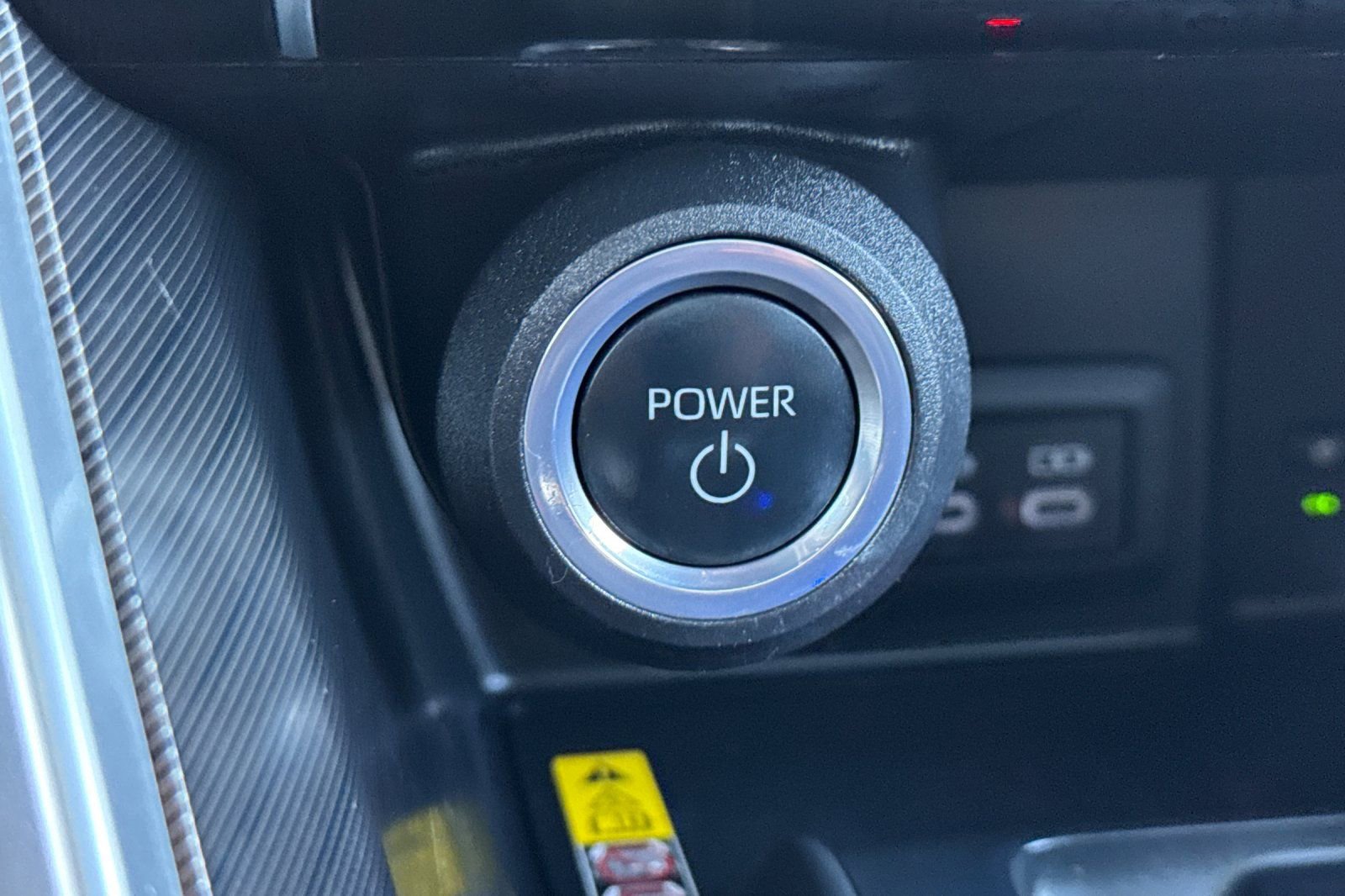 Used 2024 Toyota Venza Nightshade image 22