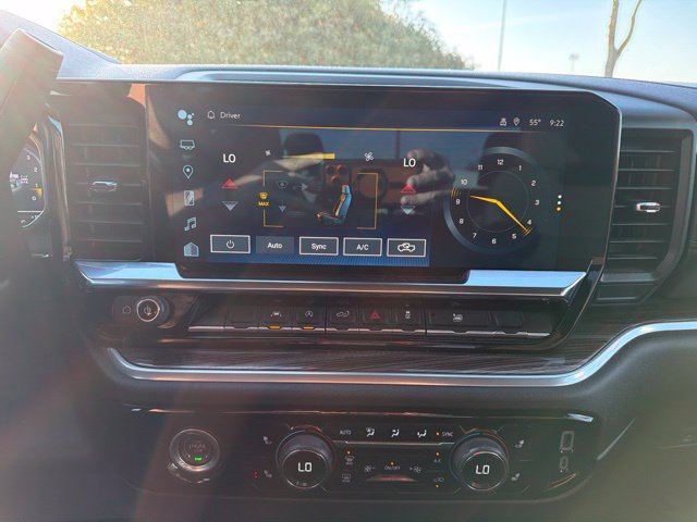 Used 2024 Chevrolet Silverado 1500 LT AWD/4WD image 23