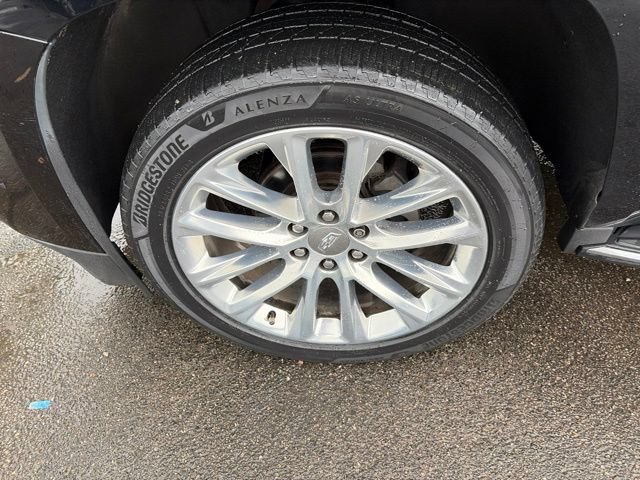 Used 2019 Cadillac Escalade ESV Luxury AWD/4WD image 45