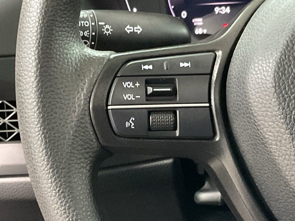 Used 2024 Honda Accord EX image 9