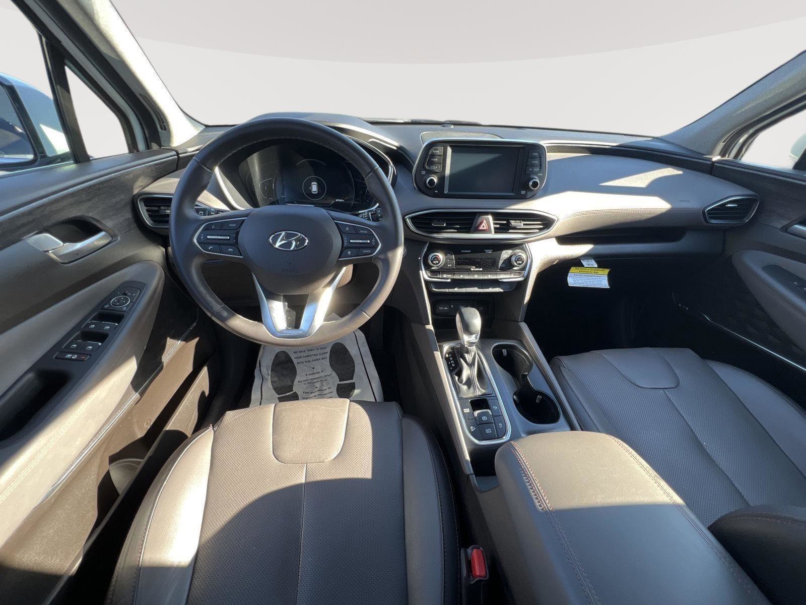 Used 2020 Hyundai Santa Fe SEL image 16