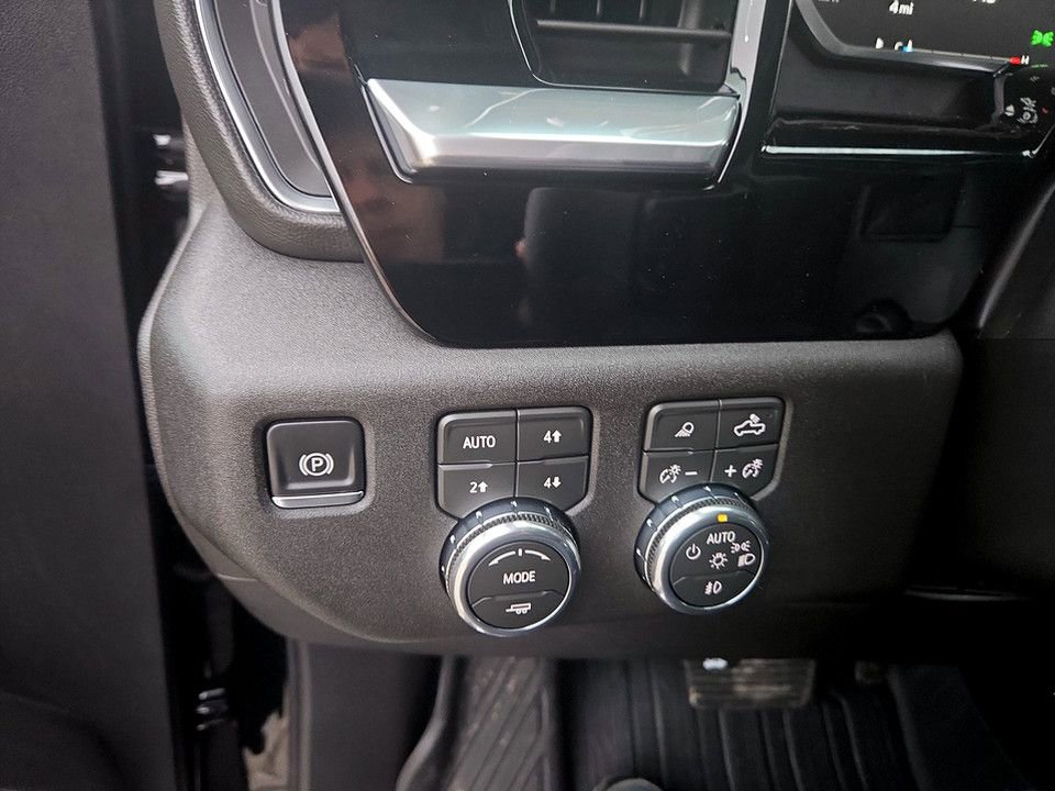 New 2026 GMC Sierra 1500 SLT w/ SLT Premium Package image 20