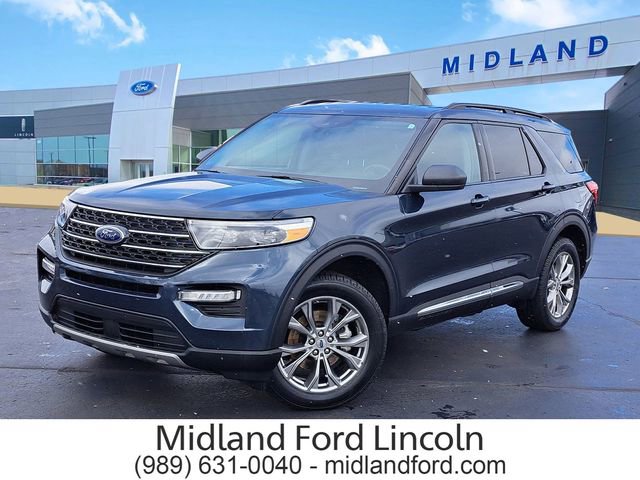 Certified 2022 Ford Explorer XLT w/ Equipment Group 202A