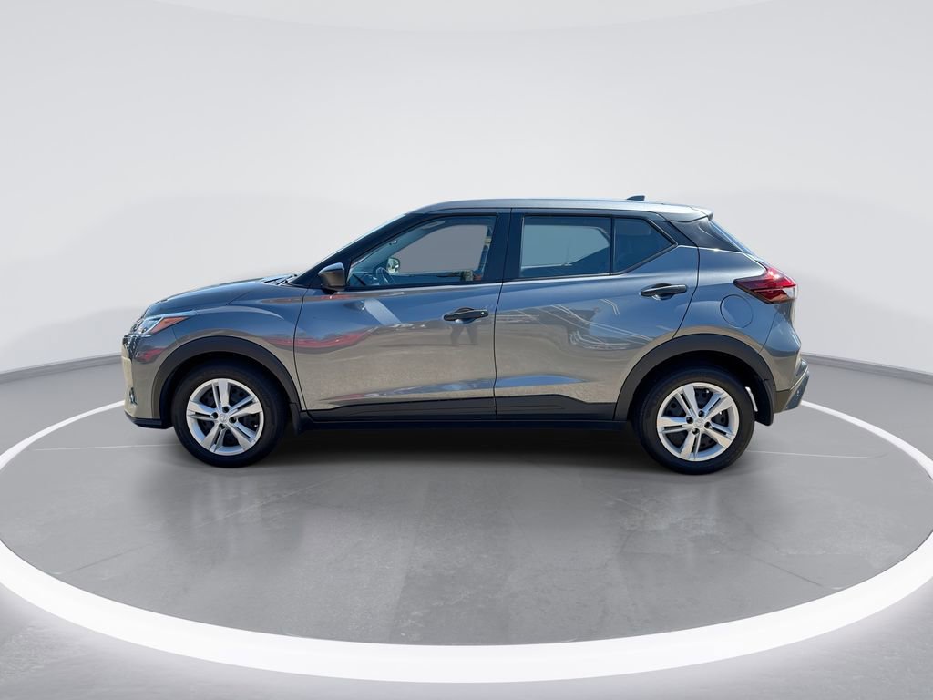 Used 2023 Nissan Kicks S image 5