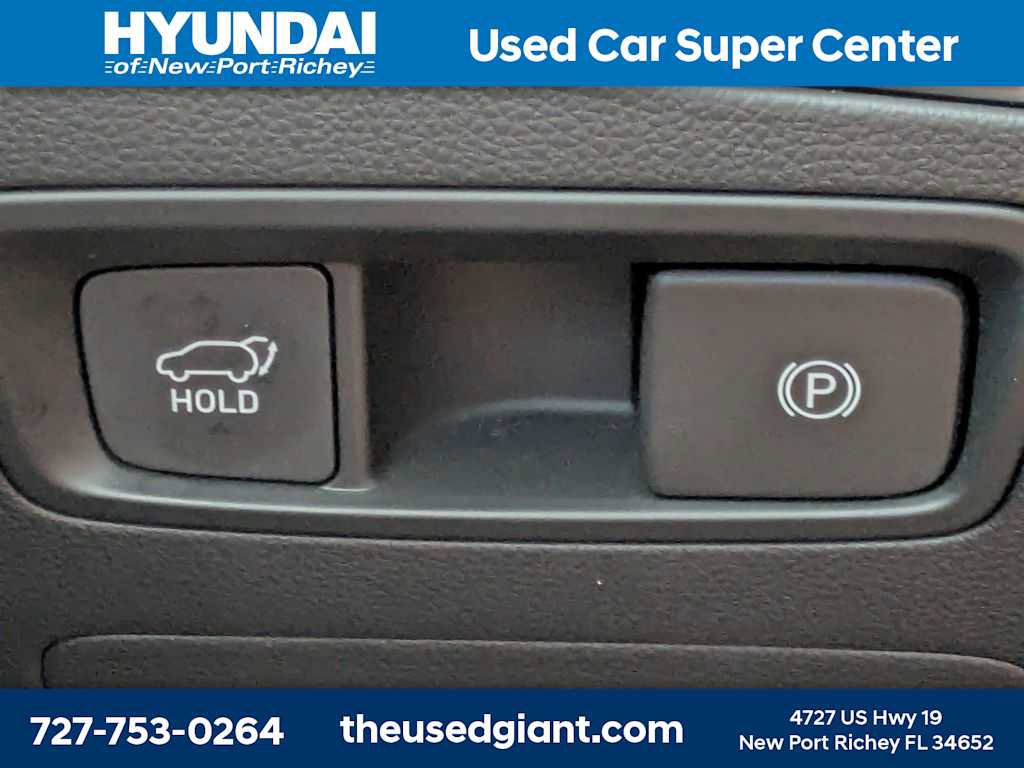 Used 2022 Genesis GV70 2.5T w/ Select Package AWD/4WD image 35