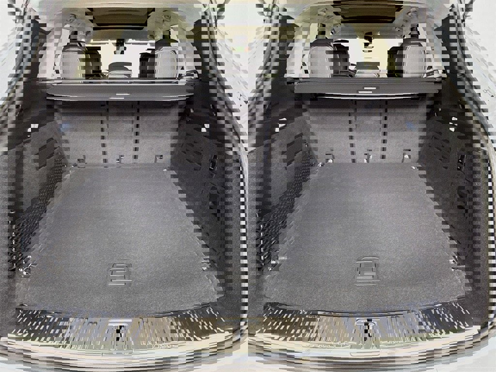 New 2026 Porsche Cayenne Turbo image 29