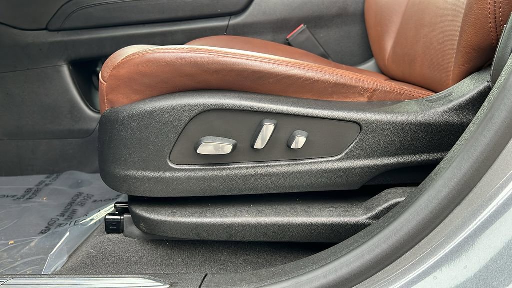 Used 2022 Cadillac XT5 Premium Luxury image 22