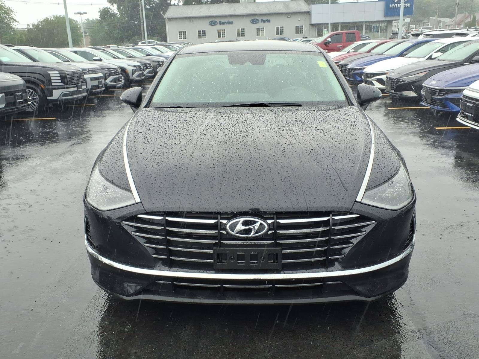 Certified 2023 Hyundai Sonata SE w/ Cargo Package FWD video 2