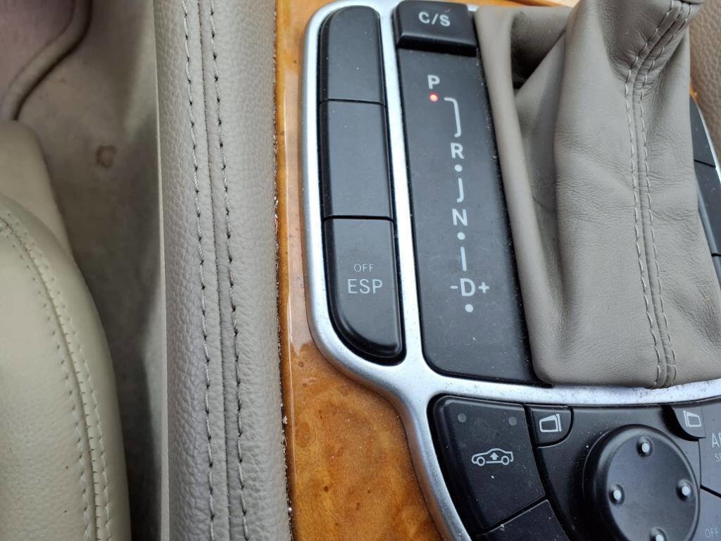 Used 2005 Mercedes-Benz SL 500 image 18