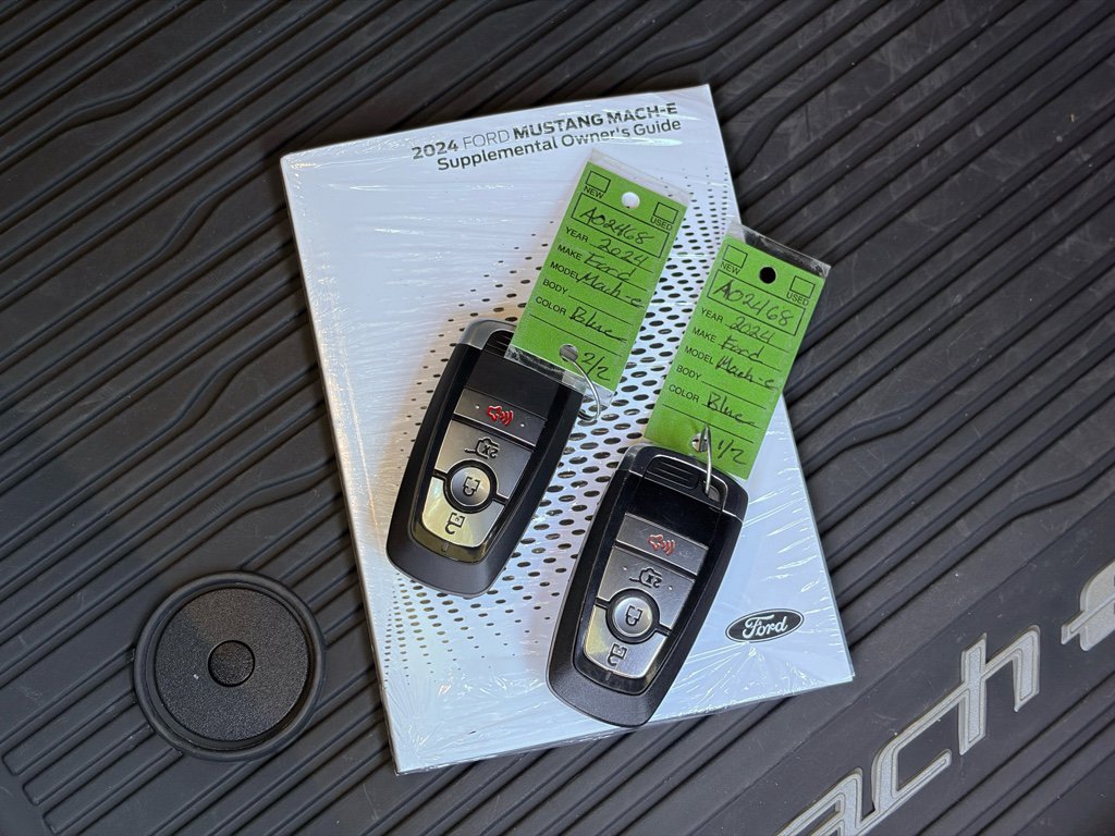 Used 2024 Ford Mustang Mach-E Premium image 23