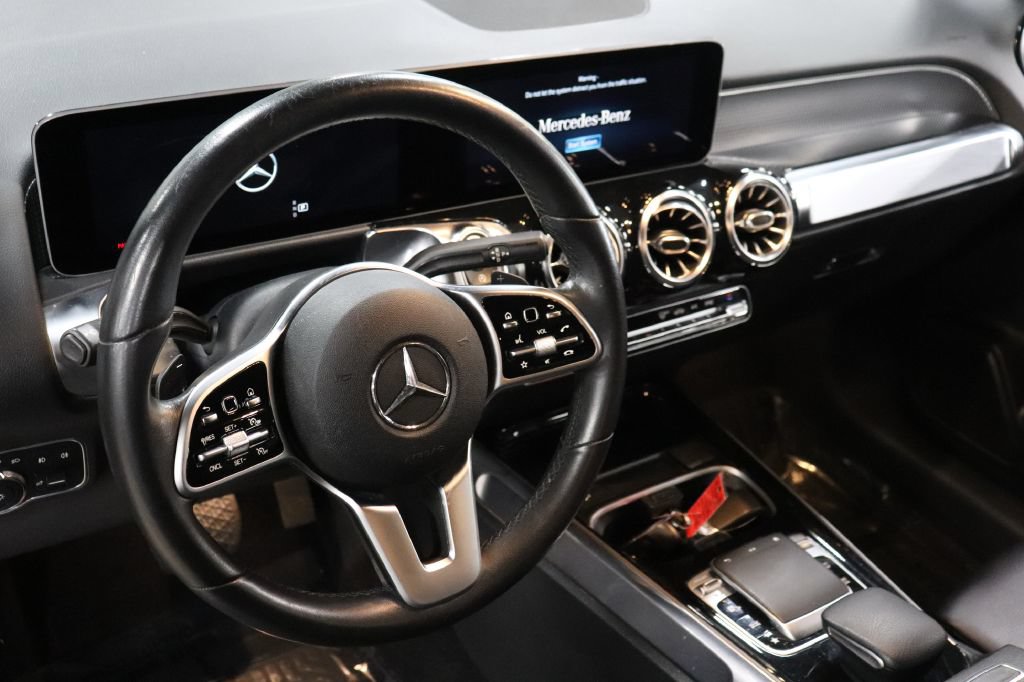 Used 2020 Mercedes-Benz GLB 250 image 12