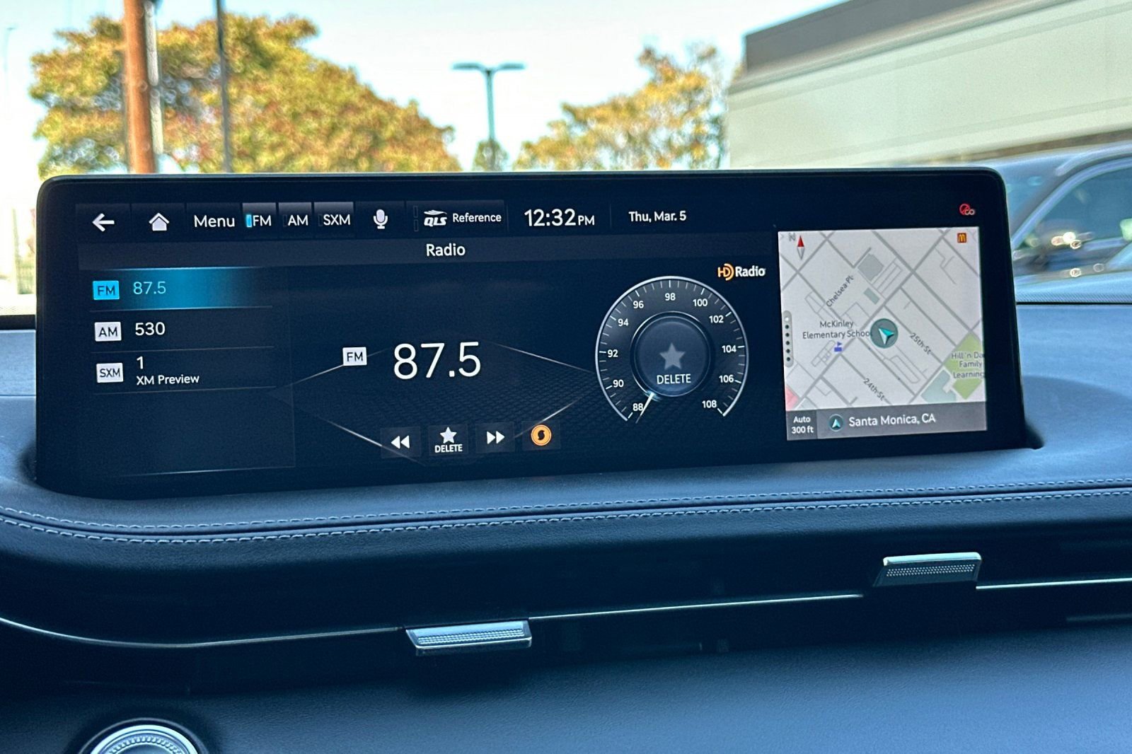 Used 2023 Genesis GV70 3.5T Sport w/ Sport Prestige Package image 19