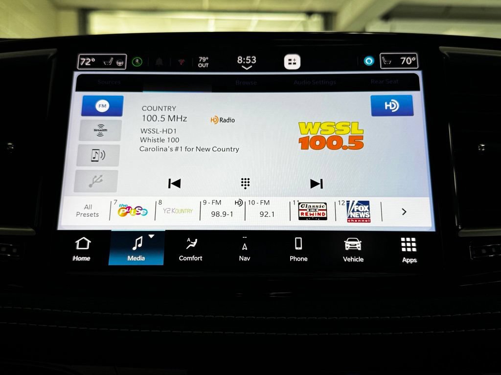 Certified 2023 Chrysler Pacifica Limited w/ Uconnect Theater Family Group FWD image 20