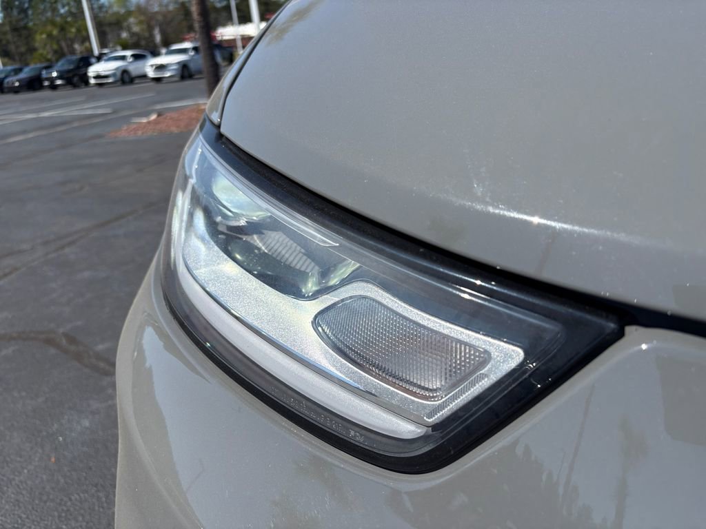 Used 2023 Chrysler Pacifica Touring-L FWD image 30