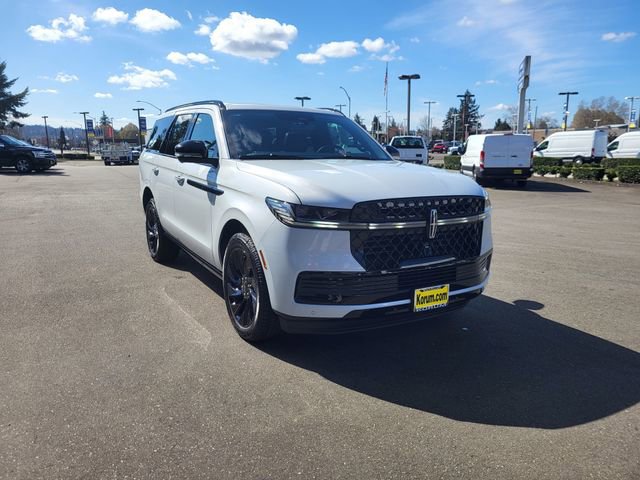 New 2026 Lincoln Navigator Reserve w/ Jet Appearance Package AWD/4WD image 10