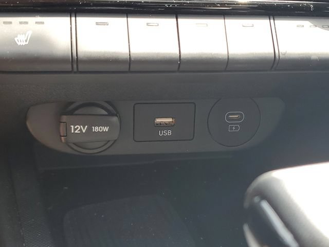 Used 2024 Hyundai Elantra SEL w/ Convenience Package FWD image 27