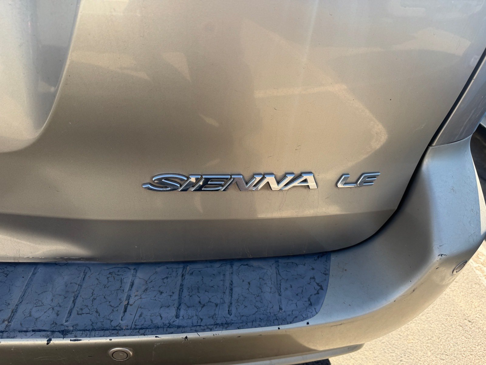 Used 2007 Toyota Sienna FWD image 9
