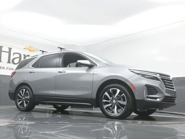 Used 2024 Chevrolet Equinox Premier image 2