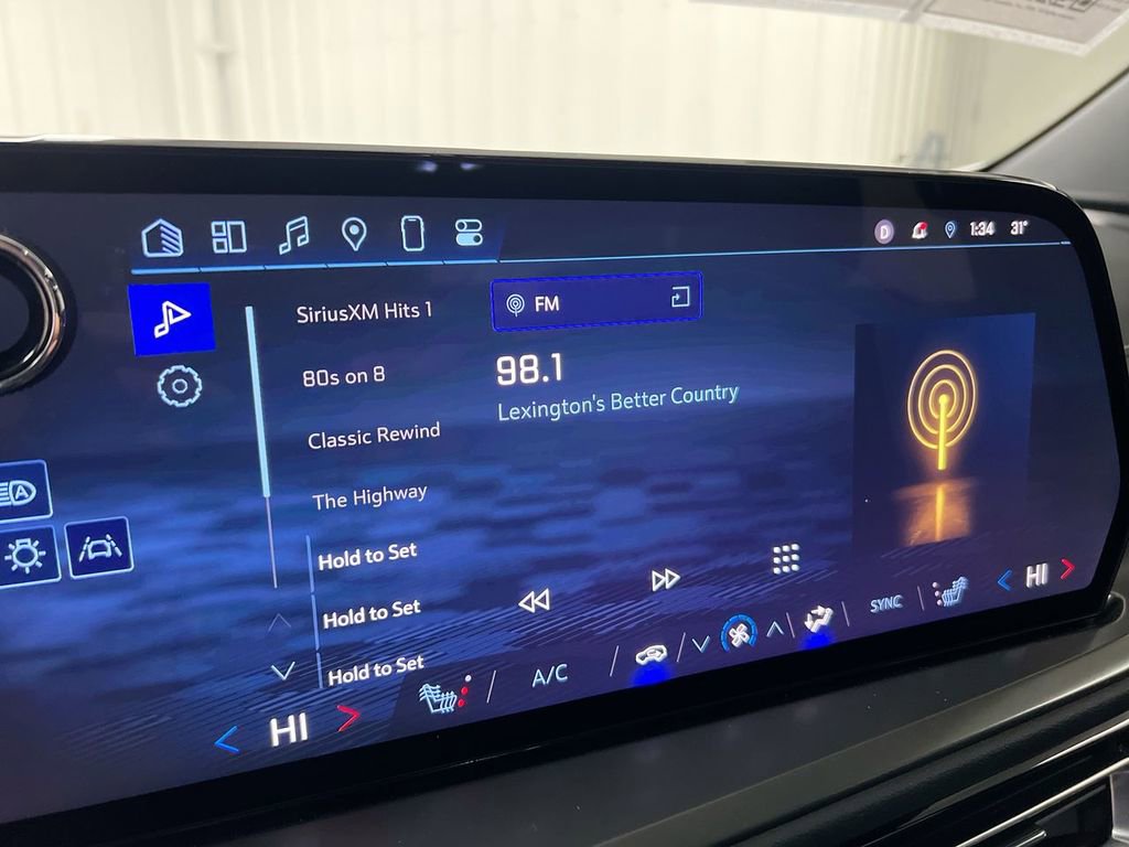 Used 2024 Chevrolet Traverse LS w/ Midnight/Sport Edition image 14