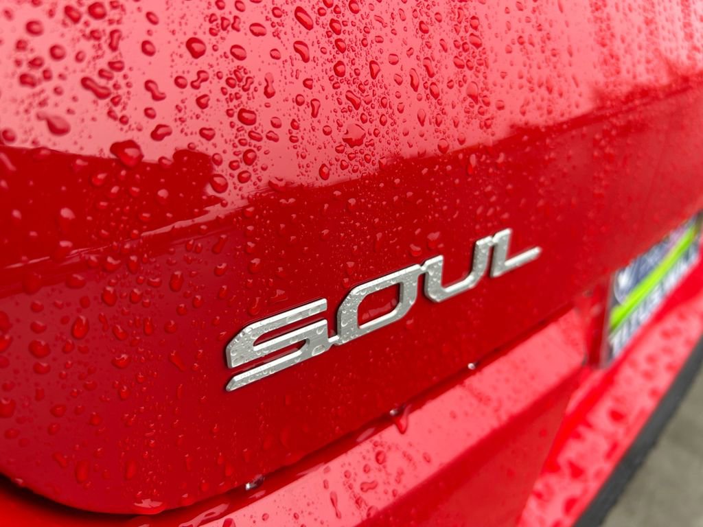 Used 2024 Kia Soul EX image 32