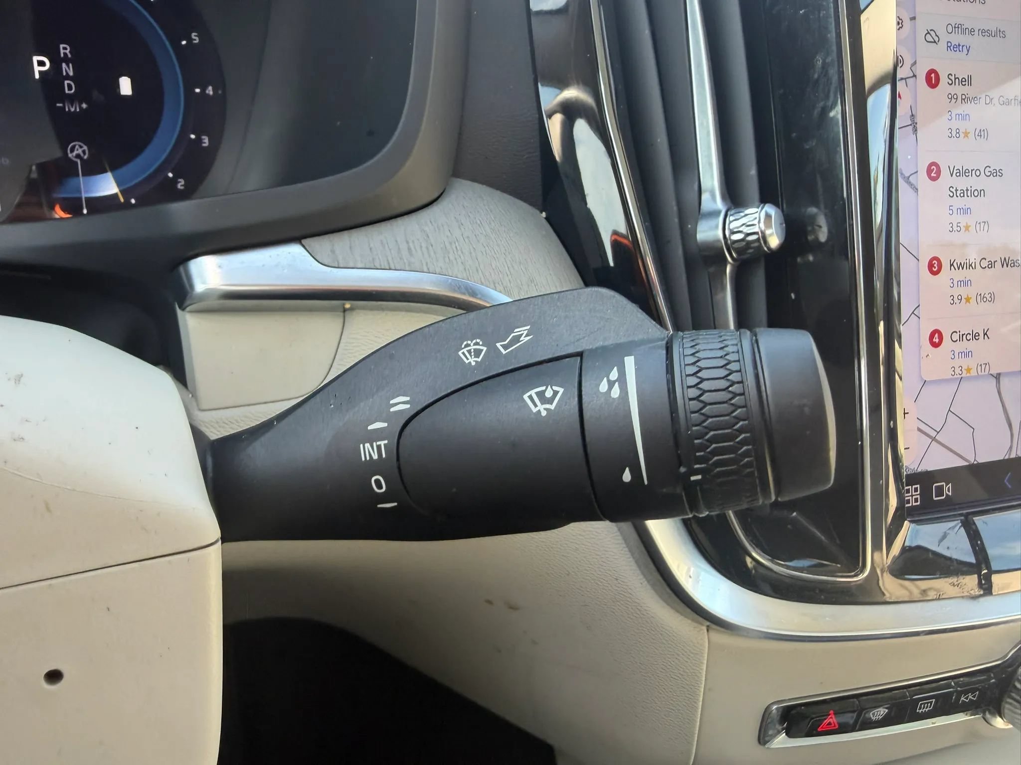 Used 2023 Volvo S60 B5 Plus FWD image 13