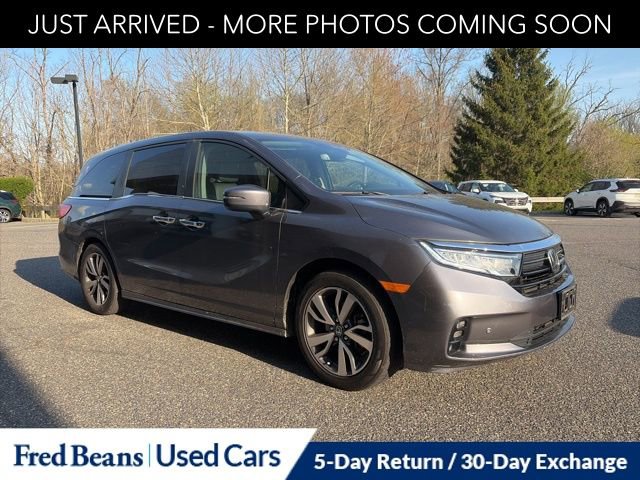 Used 2023 Honda Odyssey Touring video 1
