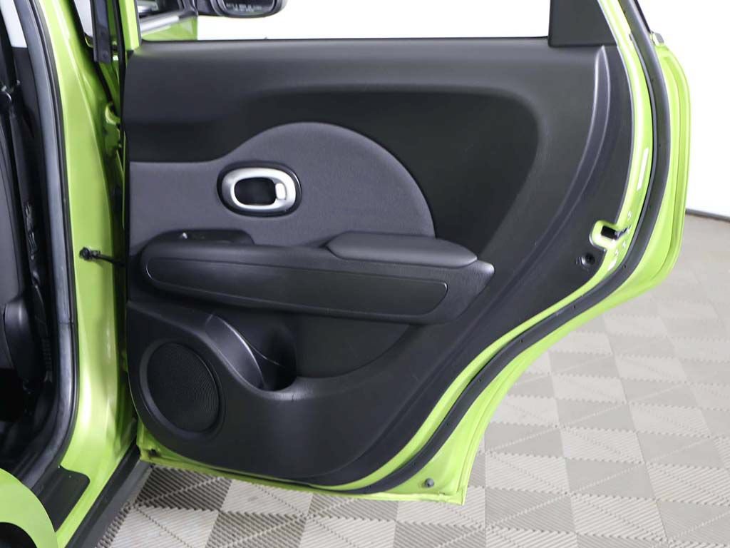 Used 2015 Kia Soul FWD image 22
