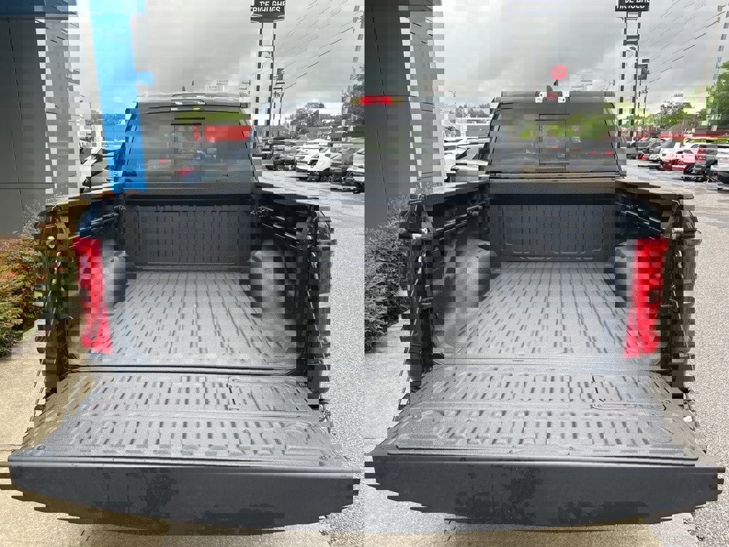 New 2025 RAM 1500 Laramie image 8