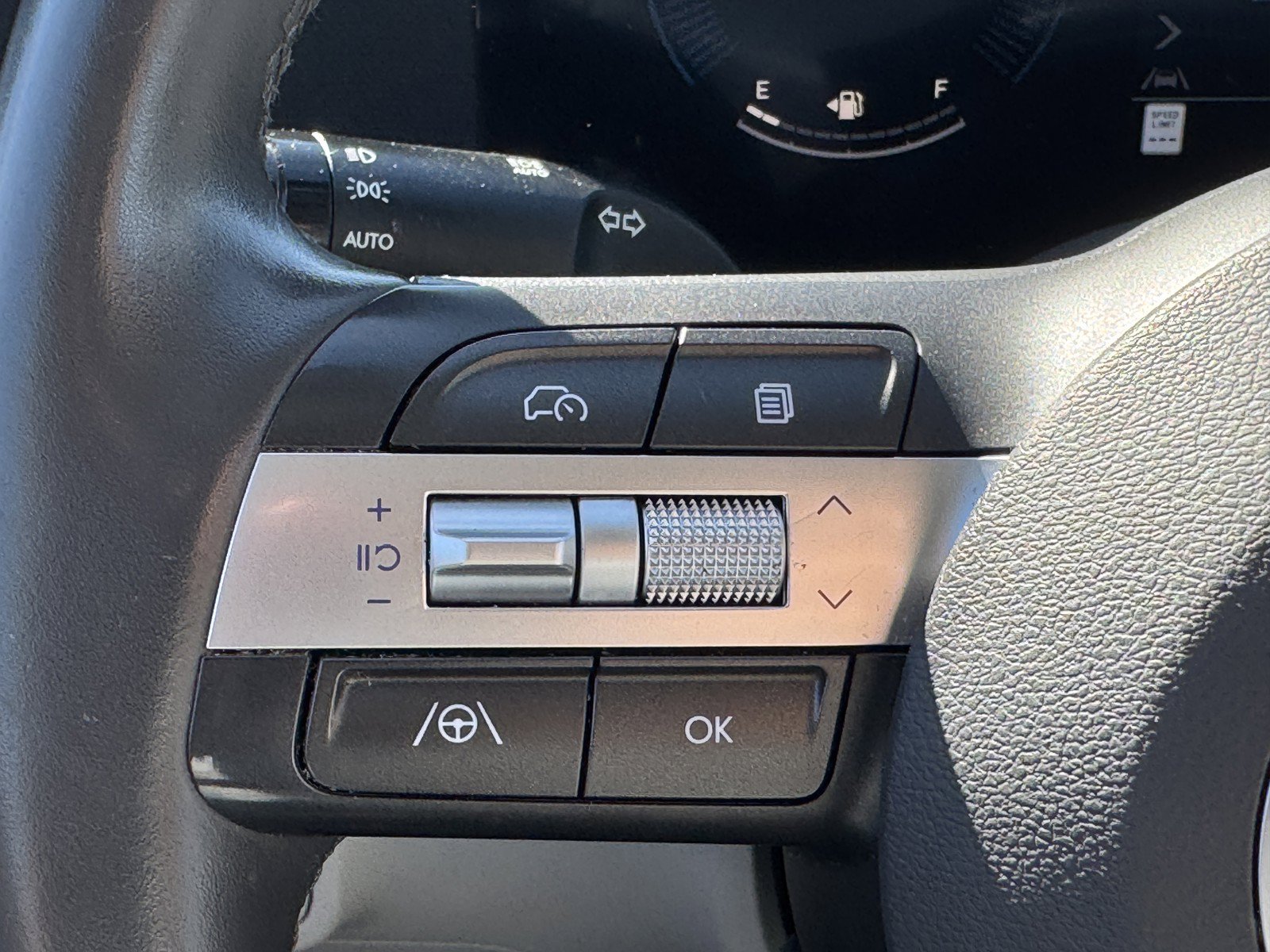 Used 2025 Hyundai Kona SEL AWD/4WD image 21