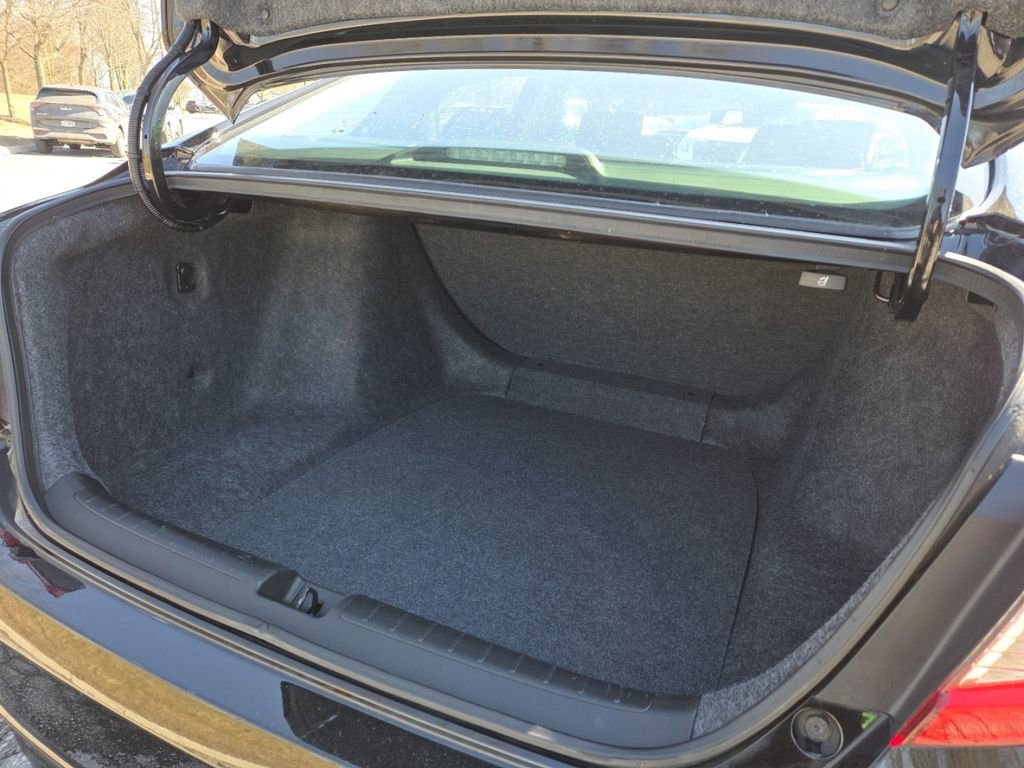 Used 2021 Honda Accord LX image 21