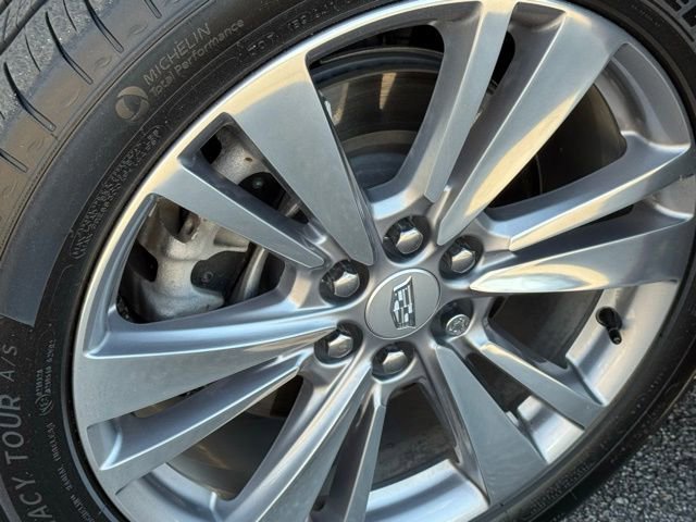 Certified 2024 Cadillac XT6 Premium Luxury w/ Platinum Package image 13