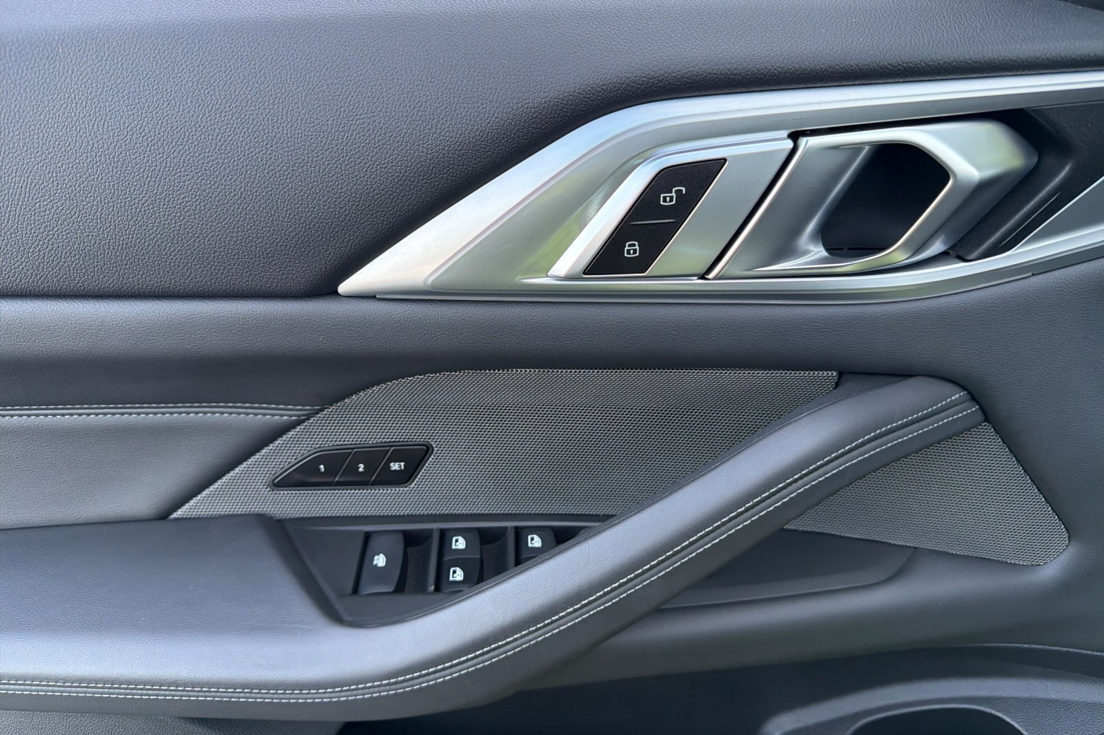 Used 2025 BMW M4 xDrive Competition image 12