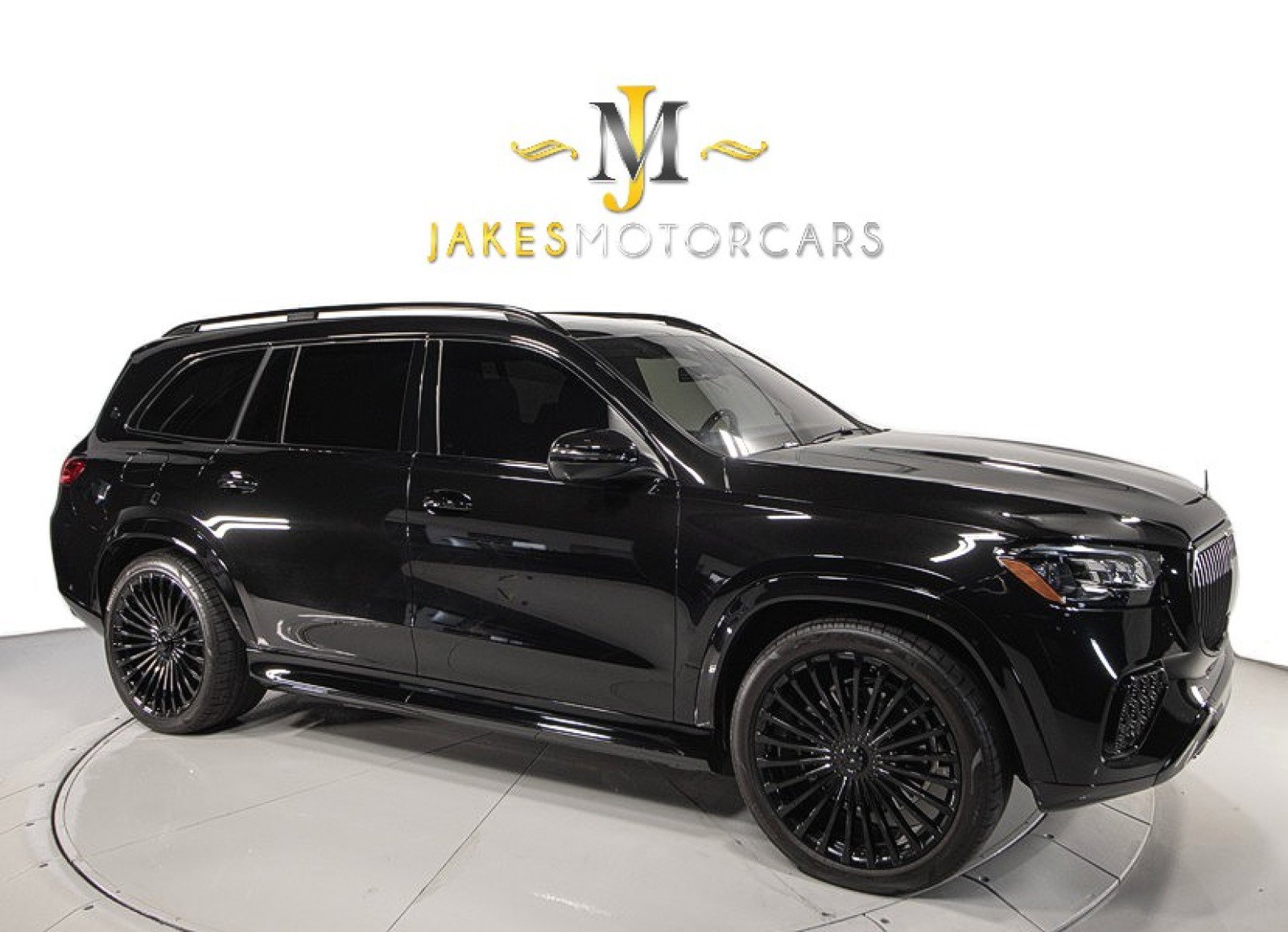Used 2024 Mercedes-Benz Maybach GLS 600 4MATIC image 17